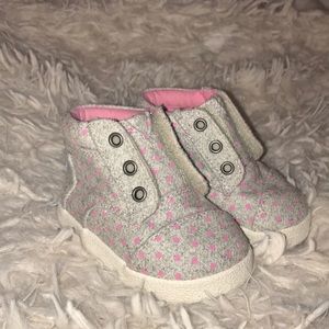 Baby girl Toms